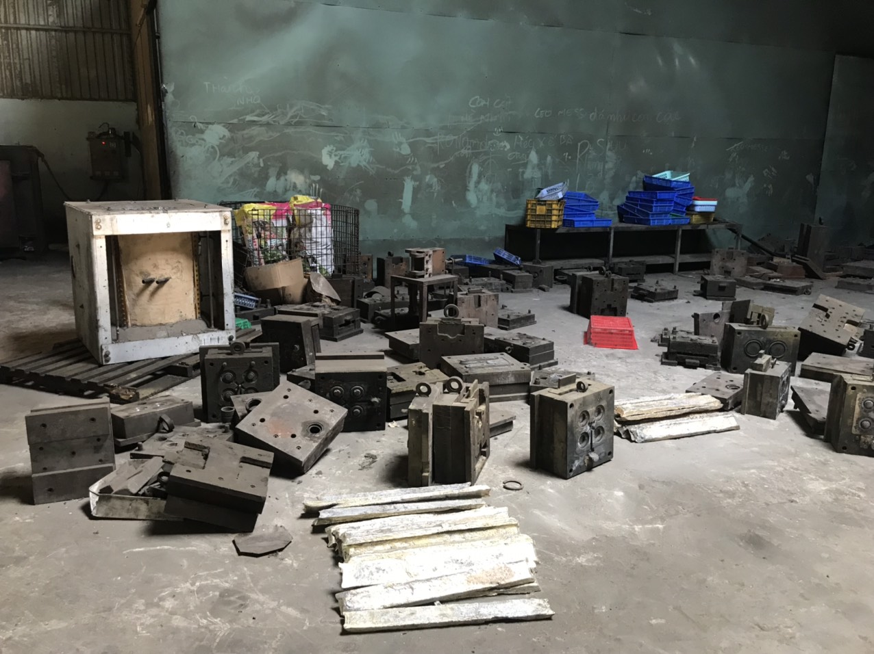 mold 2.jpg